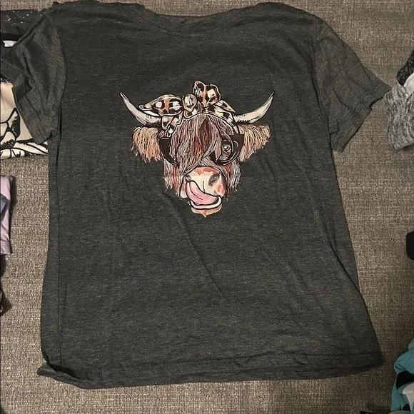 SHEIN Graphic Short Sleeve Tees - Black, Brown, Gray - Picture 3 of 4